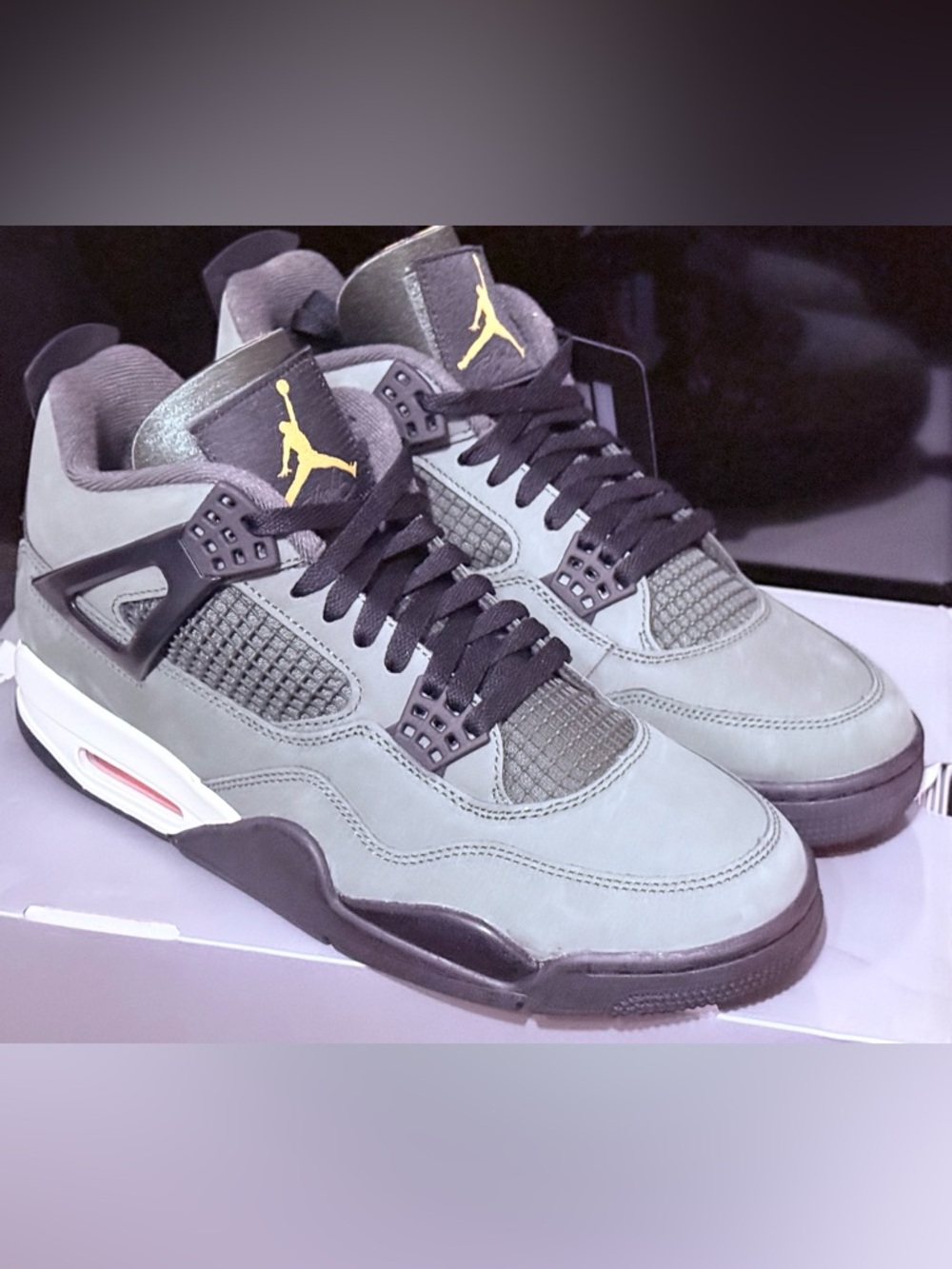 Undefeated x Air Jordan 4 Retro 2025 Green - Size 10 - Brand new with Box - Picture 3 of 14